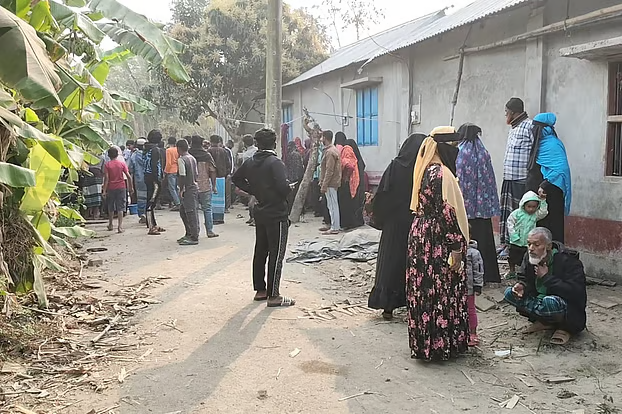 নড়াইলে আধিপত্য বিস্তারের জেরে দুই পক্ষের হামলায় নিহত ৪